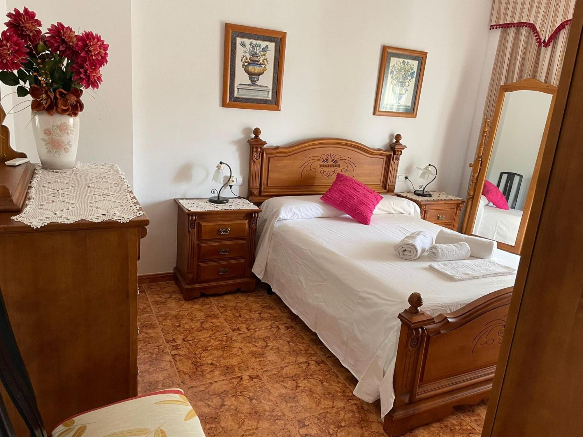 Precioso Apartamento De Dos Plantas Con Vistas Frigiliana Exterior photo